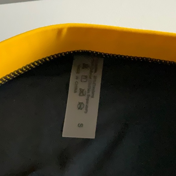 Super cute men’s swim briefs - Picture 8 of 9